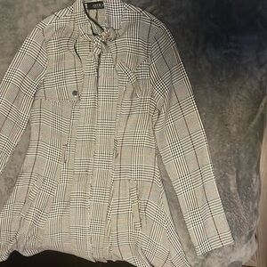 Houndstooth long sleeve dress.